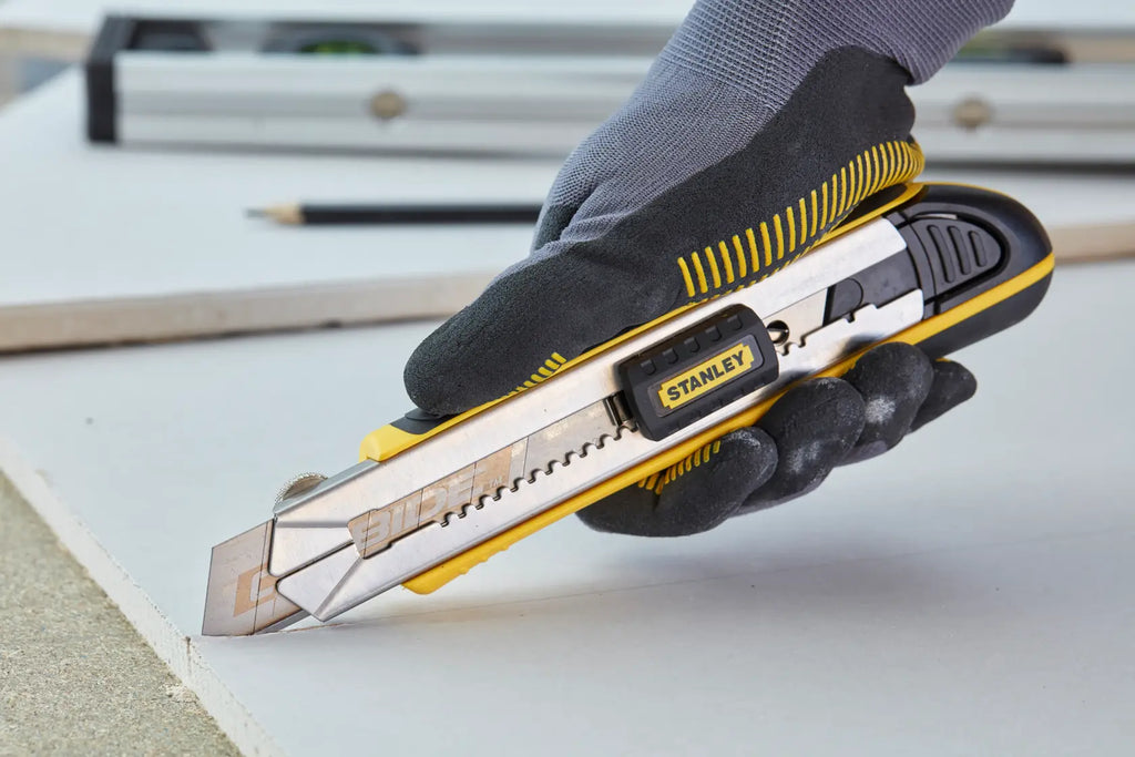 Cutter 18 mm à cartouche – Stanley FatMax 0-10-481 – photo 3