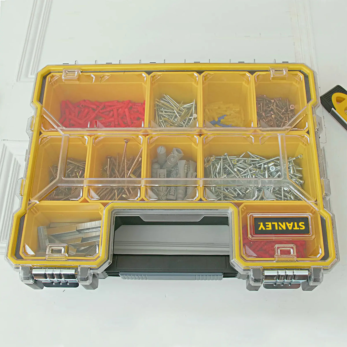 Organiseur étanche profond 10 compartiments amovibles – Stanley
