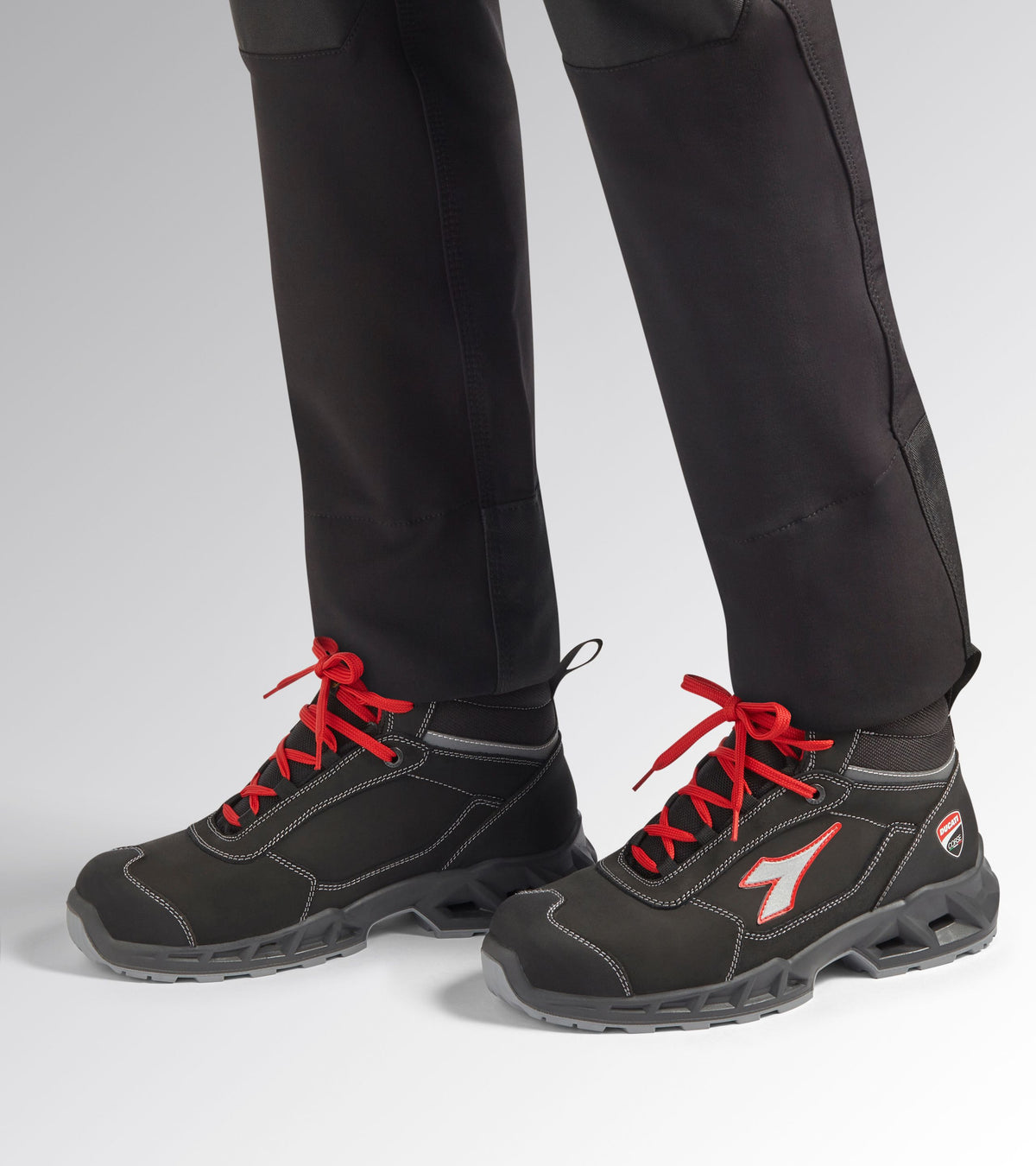 Chaussures de sécurité hautes S3S – Diadora Utility Shark Engine Mid – photo 2