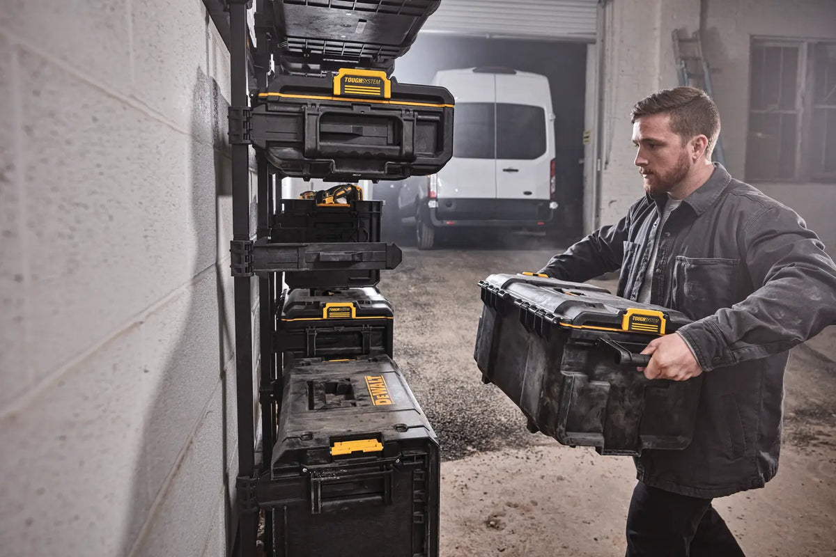 Coffret de rangement empilable moyenne contenance – DeWalt