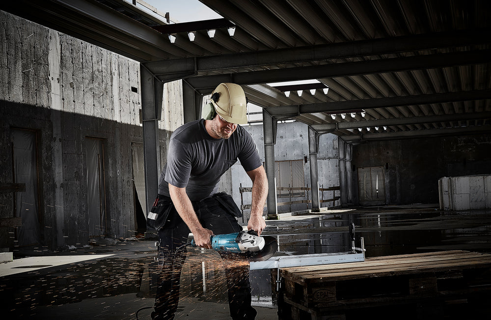 Meuleuse d'angle (disqueuse) 2 200 W + disque diamant et coffret – GA9020KDX2 – Makita – Ø 230 mm – photo 3
